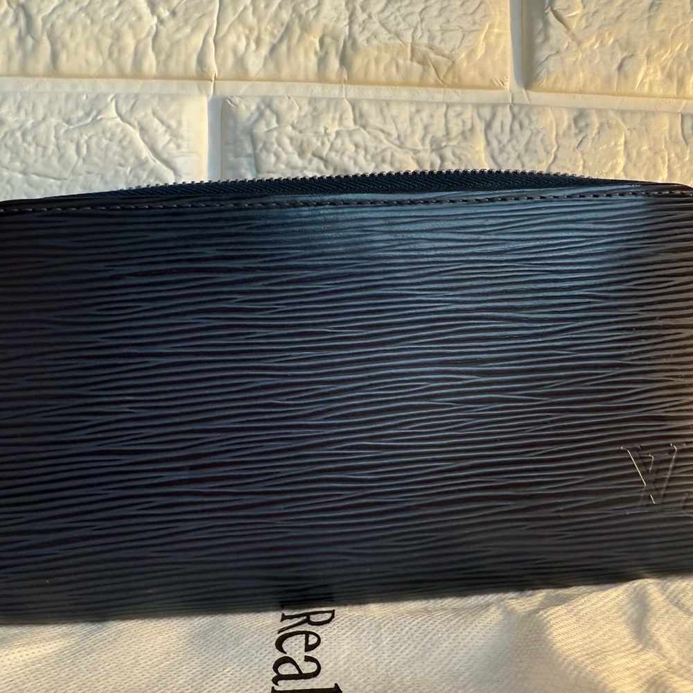 Louis Vuitton Navy Blue Epi Leather Zipper Wallet